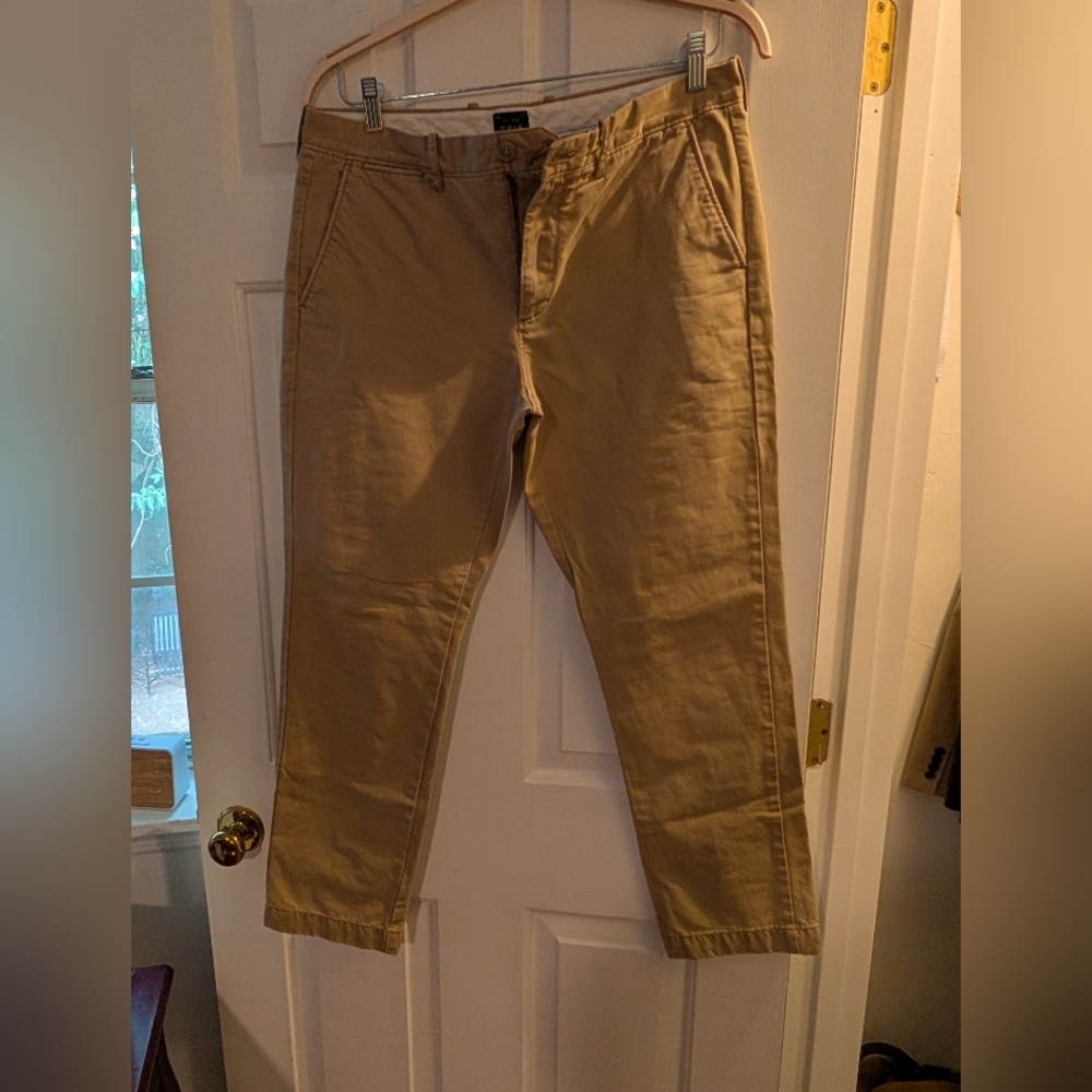 J. Crew Men's Khaki Chinos, 770 Broken In, 32x30